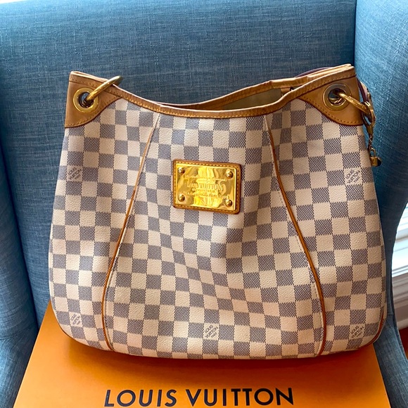 Louis Vuitton Damier Azure Galleria PM - Picture 3 of 17